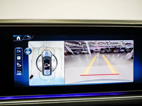 Used 2025 Mercedes-Benz GLS 450 4MATIC image 25