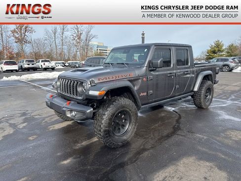 Certified 2025 Jeep Gladiator Mojave image 1