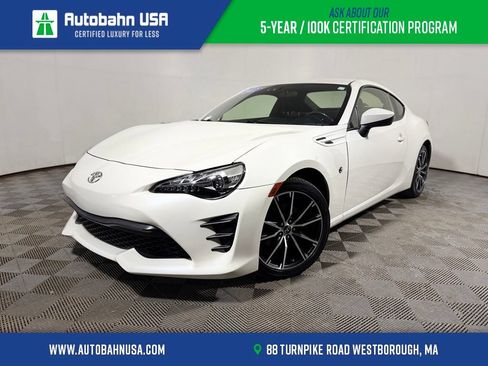 Used 2017 Toyota 86 860 Special Edition RWD image 1