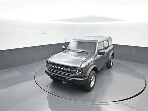 New 2025 Ford Bronco 4-Door image 20
