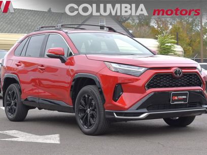 Used 2025 Toyota RAV4 SE