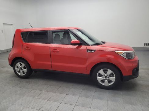 Used 2019 Kia Soul image 11