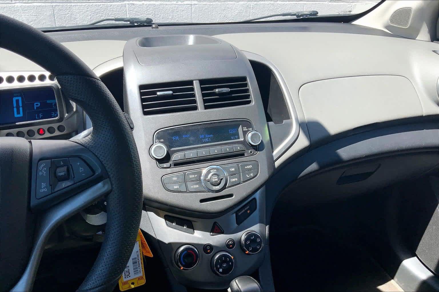 Used 2014 Chevrolet Sonic LT FWD image 15