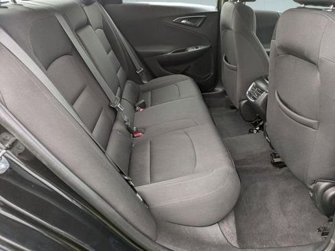 Used 2019 Chevrolet Malibu LT FWD image 28