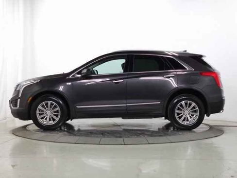Used 2019 Cadillac XT5 Luxury image 2