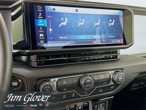 New 2026 Jeep Gladiator Sport image 32