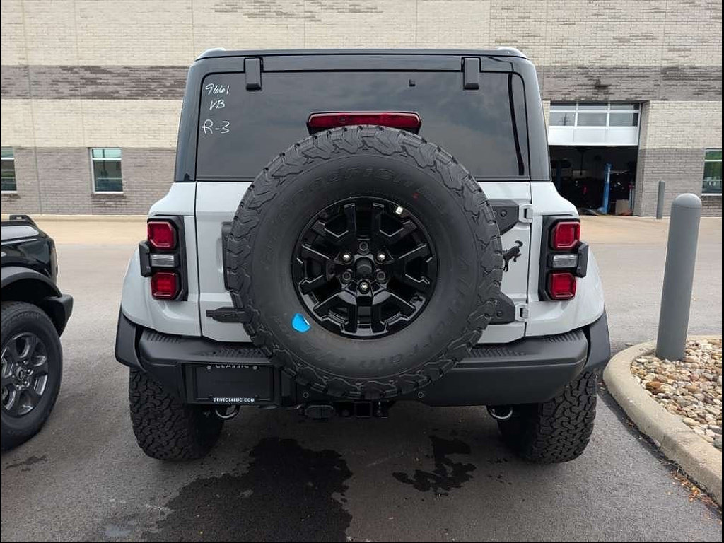 New 2026 Ford Bronco Raptor AWD/4WD image 4