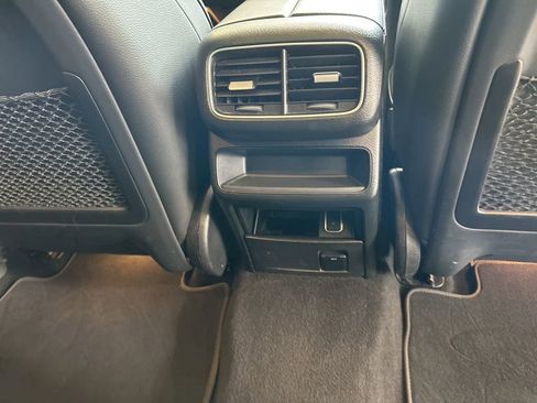 Used 2021 Mercedes-Benz GLE 450 4MATIC image 27