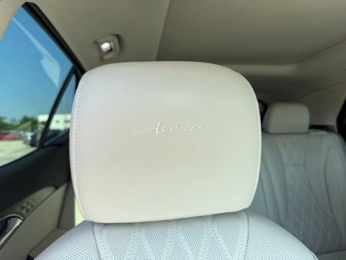 Used 2023 Buick Envision Avenir FWD image 33