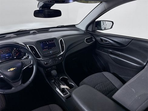 Used 2024 Chevrolet Equinox LT image 23