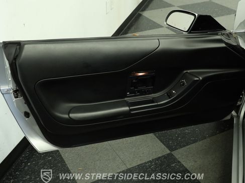 Used 1996 Chevrolet Corvette Convertible RWD image 34