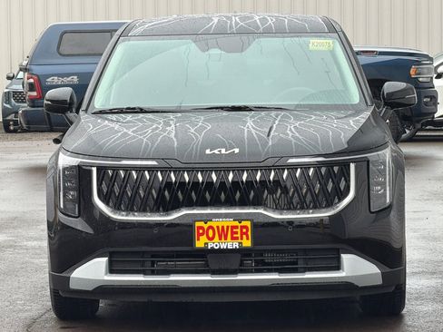 New 2026 Kia Carnival LXS image 3