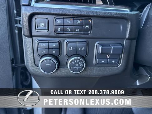 Used 2025 Chevrolet Tahoe LT w/ Comfort Package image 25