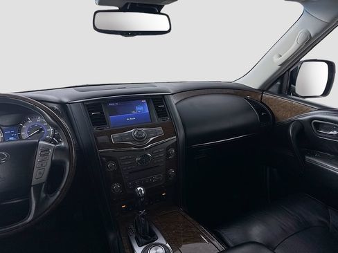 Used 2017 INFINITI QX80 4WD w/ Driver Assistance Package image 29