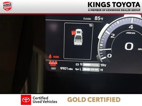 Used 2025 Toyota Tundra Limited w/ TRD Off-Road Package AWD/4WD image 26