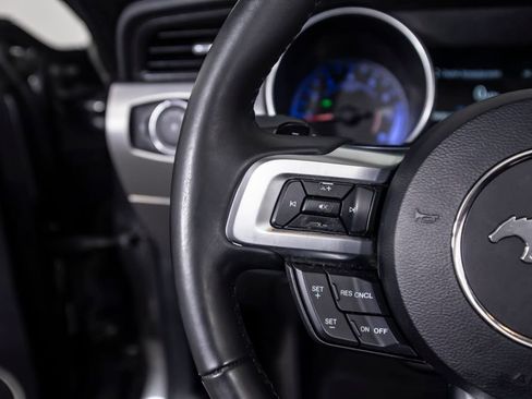 Used 2020 Ford Mustang Premium RWD image 33