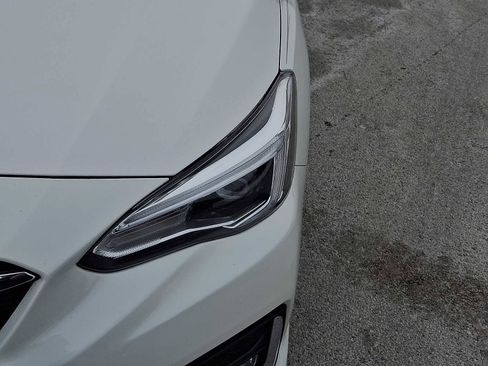 Used 2022 Subaru Impreza 2.0i Limited image 10