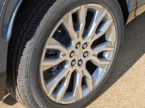 New 2026 GMC Acadia Denali w/ Super Cruise Package image 6