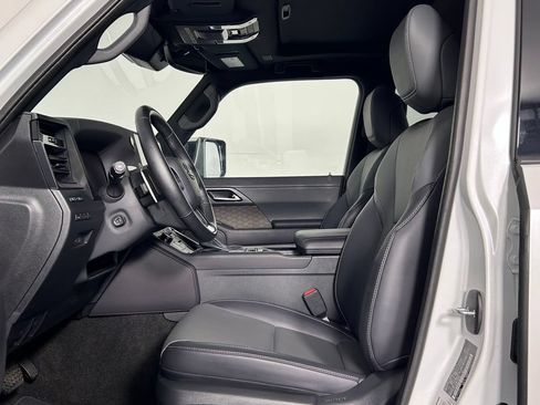 Used 2025 Lexus GX 550 w/ Cold Area Package AWD/4WD image 36