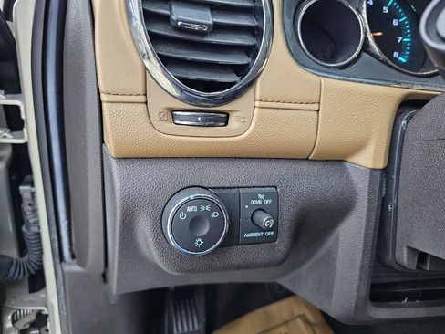Used 2016 Buick Enclave Leather image 38