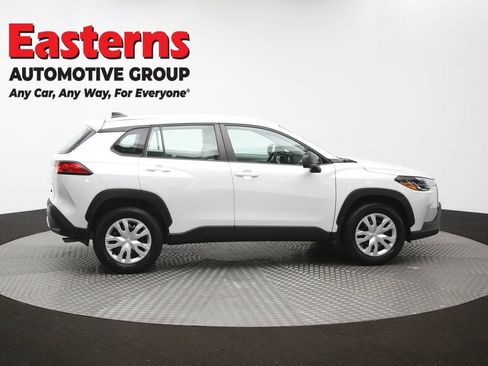 Used 2023 Toyota Corolla Cross L AWD/4WD image 46