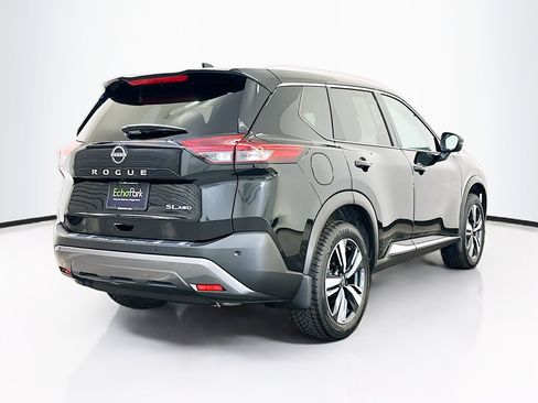 Used 2023 Nissan Rogue SL AWD/4WD image 9