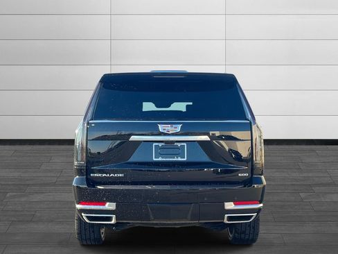 New 2026 Cadillac Escalade Luxury image 4