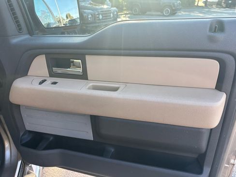 Used 2013 Ford F150 XLT w/ Luxury Equipment Group image 16