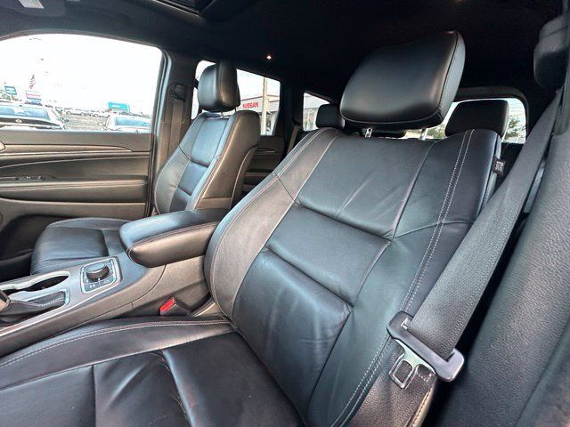 Used 2017 Jeep Grand Cherokee Limited w/ Trailer Tow Group IV AWD/4WD image 24