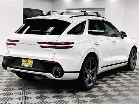 Used 2024 Genesis GV70 3.5T Sport w/ Sport Prestige Package image 13