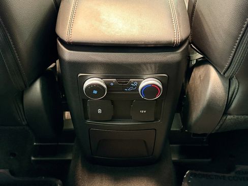 Used 2022 Ford Explorer ST-Line w/ Class IV Trailer Tow Package image 24