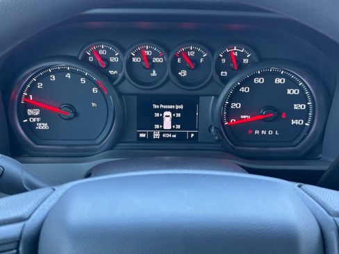 Used 2025 Chevrolet Silverado 1500 Custom Trail Boss w/ Turbomax Blackout Package image 15