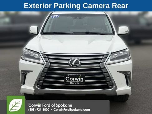 Used 2017 Lexus LX 570 4WD w/ Luxury Package image 7