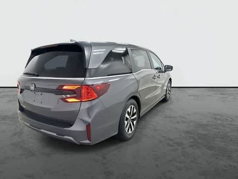 Used 2025 Honda Odyssey EX-L image 3