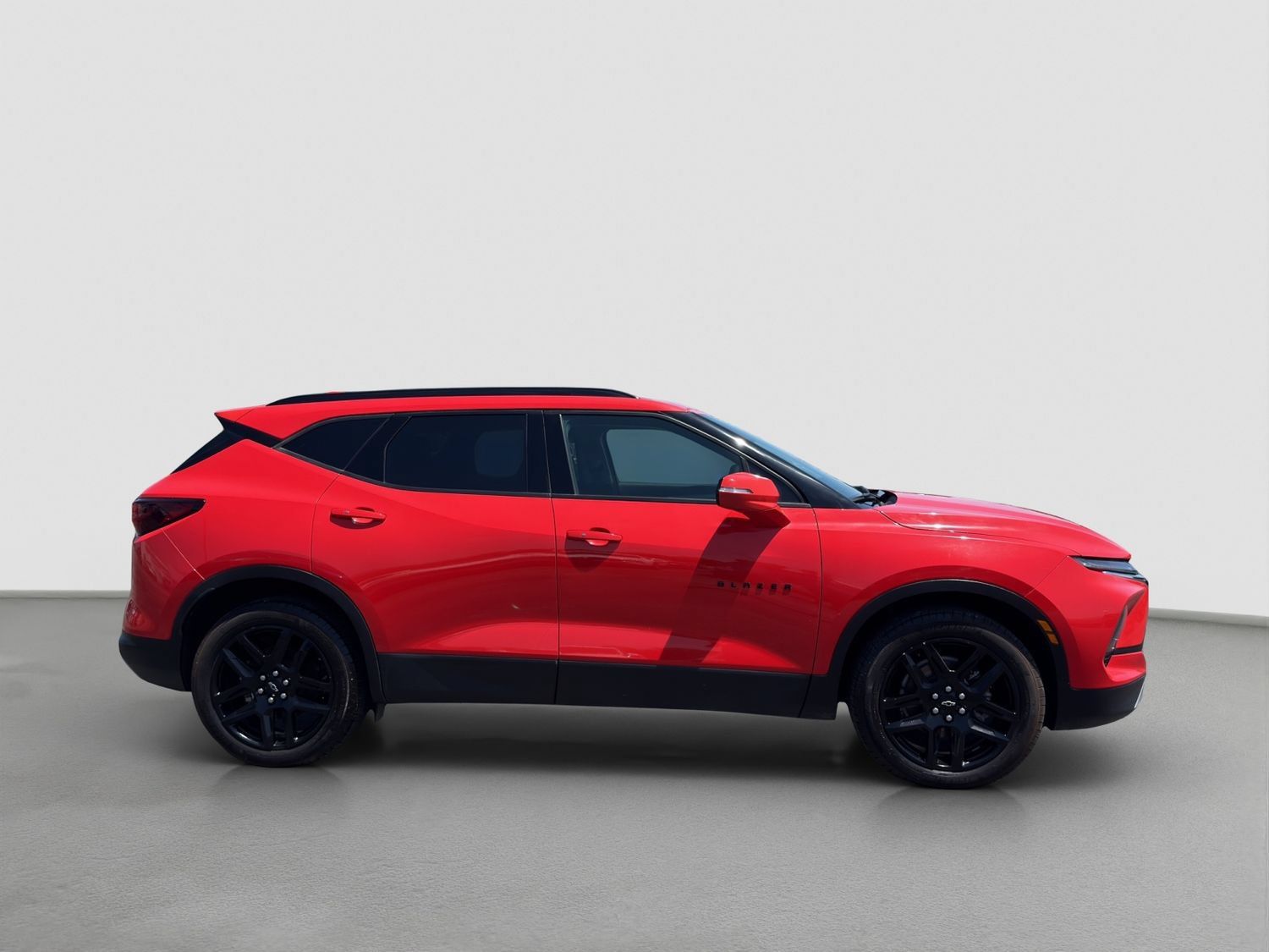 Used 2025 Chevrolet Blazer LT w/ Sound & Technology Package FWD image 7