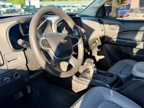 Used 2021 Chevrolet Colorado W/T w/ WT Convenience Package AWD/4WD image 11
