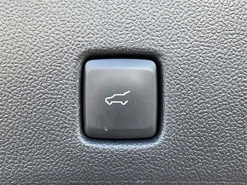 Certified 2023 Ford Escape Active w/ Tech Pack #2 image 9