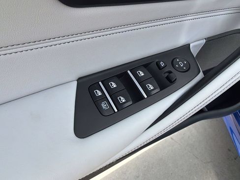 Used 2023 BMW M5 w/ Competition Package AWD/4WD image 19