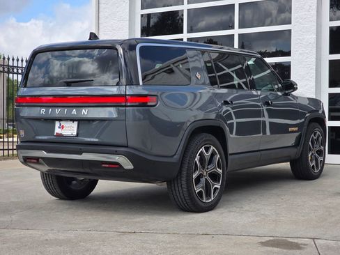 Used 2022 Rivian R1S Launch Edition AWD/4WD image 4