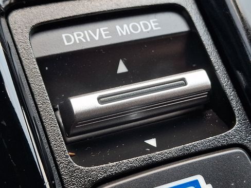 Used 2025 Honda Accord Sport image 26