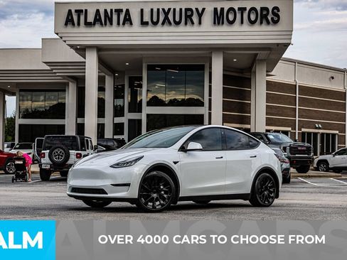Used 2022 Tesla Model Y Long Range AWD/4WD image 2