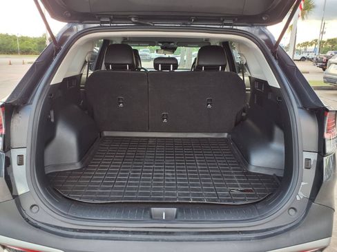 Used 2023 Kia Sportage EX FWD image 7