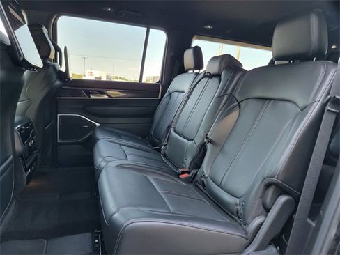 Certified 2024 Jeep Wagoneer L 4WD w/ Rear Seat Video Group 1 image 21