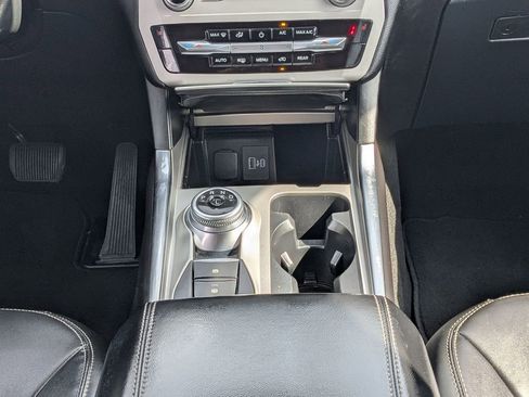 Used 2024 Ford Explorer XLT w/ Equipment Group 202A image 18