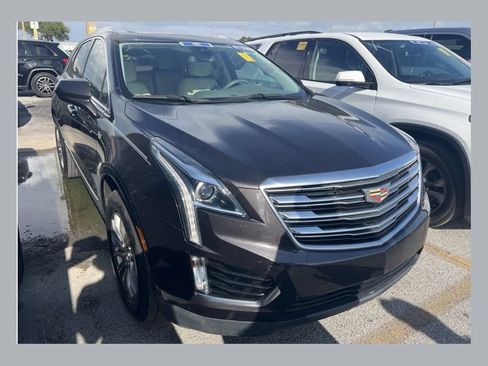 Used 2017 Cadillac XT5 Luxury w/ Driver Awareness Package FWD image 1