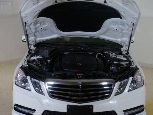 Used 2012 Mercedes-Benz E 350 Sedan image 6