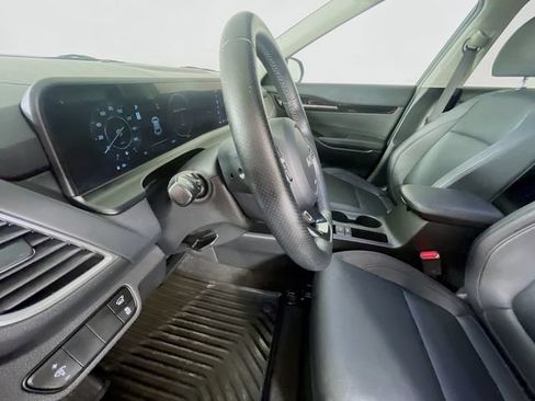 Used 2024 Kia Seltos SX w/ SX Sunroof Package AWD/4WD image 23