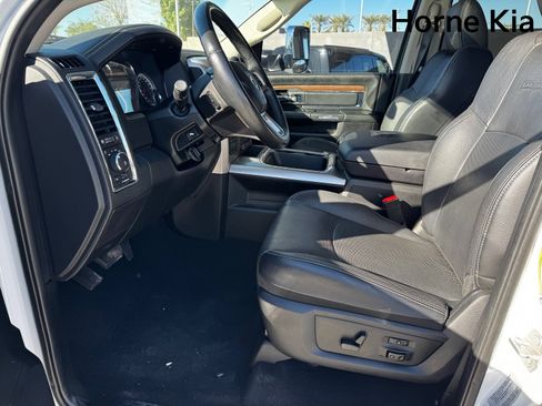 Used 2017 RAM 3500 Laramie w/ Convenience Group image 10