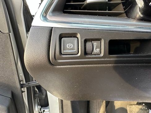 Used 2019 Cadillac XT5 Premium Luxury image 23