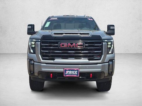 Used 2024 GMC Sierra 3500 AT4 w/ AT4 Premium Plus Package AWD/4WD image 2